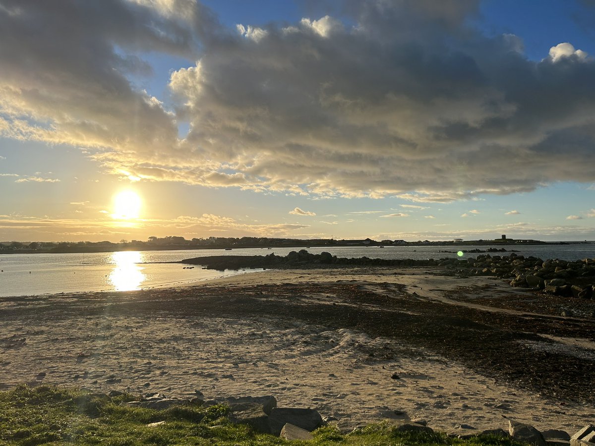 Stunning Afternoon 😍😍
#Guernsey #FeelsLikeSpring