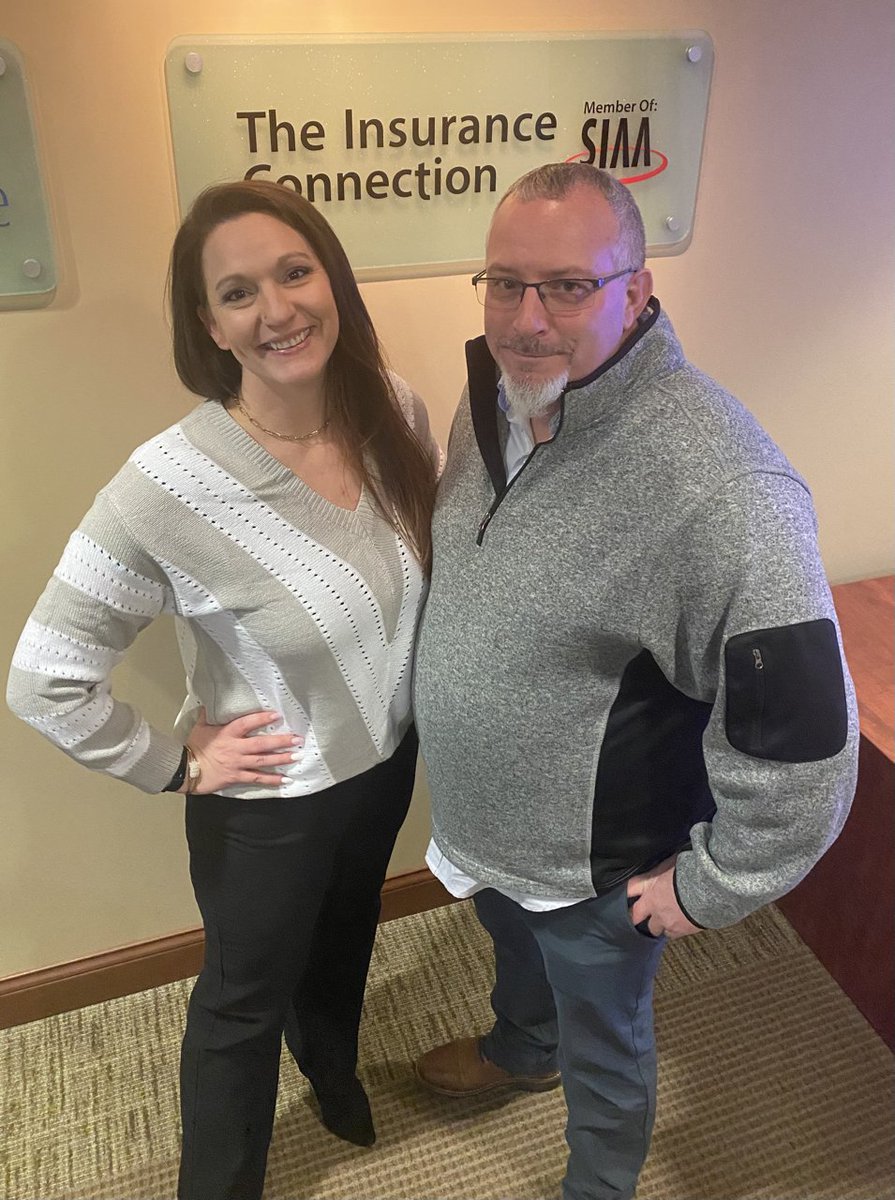 That feeling when it's Friday, and you also get to see one of your ISMs in person! Our recruiter, Abby, and Bryan Courtney, of Guarded Agency LLC, might have started a new tradition of ISMs snapping their picture in front of our TIC sign! #friday #TheInsuranceConnection #SIAA