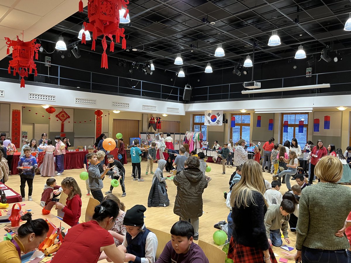 GDolesch's tweet image. Thank you to our Chinese and Korean community for helping us usher in the Lunar New Year. The activities were super.@GDolesch @aisbudapest