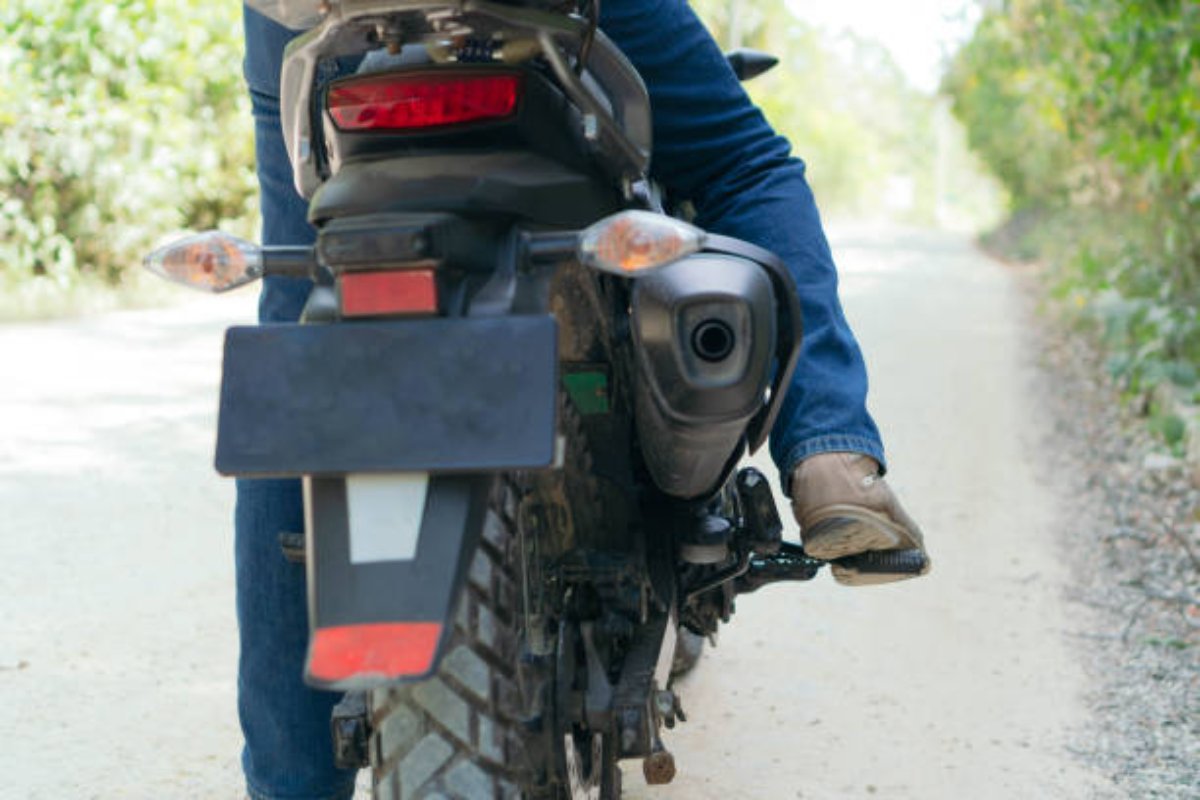 2WheelSafety's tweet photo. Kickstart your weekend by signing up for our #Motorcycle #safety #Classes at https://t.co/OXAs4EYS5w. https://t.co/QAURCP7nUj