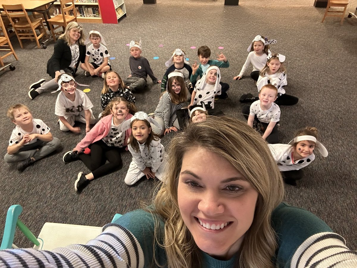 CFESMediaCenter's tweet photo. What a fun week at CFES! 100 days of school…then…these precious Dalmatians came to see me in the Media Center on the 101st day of amazing learning at CFES! #cfesmediacenter #cfesmustangs https://t.co/eeJFWT0fz8
