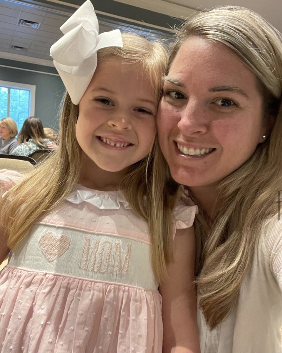 WhitneysCards's tweet photo. My best friend turns 6 on Monday 🥺… seems like yesterday she was just a baby, they grow up way too fast. If you need me, I’ll be in bed crying all day ❤️#StayLittleForever #NeverGrowUp #ThisIs5 #JanuaryBaby #BirthdayWeekend https://t.co/G4EqWIju60
