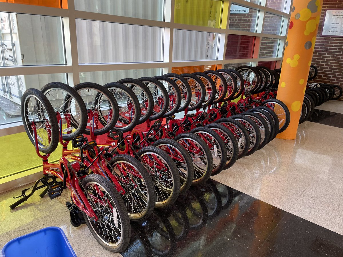 TheBestPETeacher tweet media