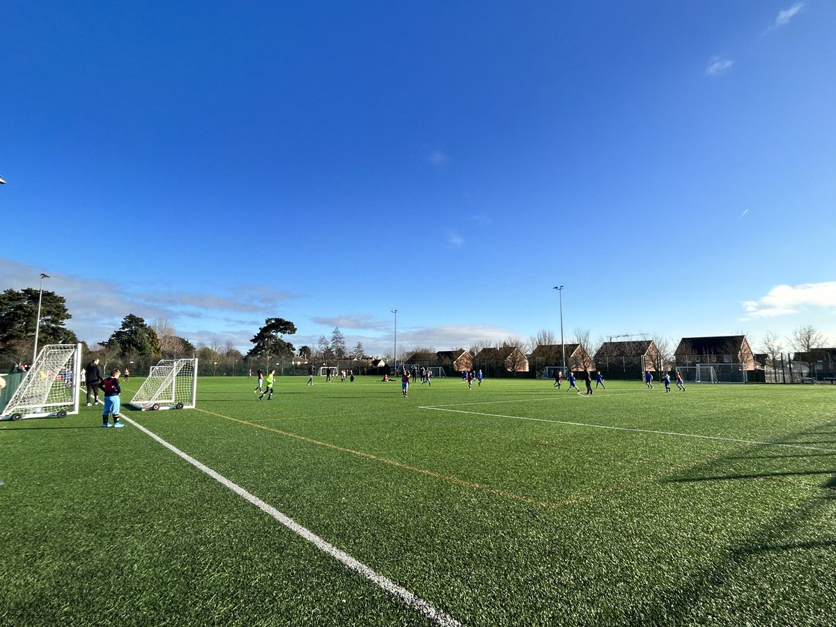 CGSOutreach's tweet photo. Football finals completed!! Well done to all teams! 
🏅 1st Place Large schools = @St_Botolphs_Sch
🏅 1st Place Small school = @ChestnutRusk 
🏅 2nd Place School = @navenbysport 

Best of luck at the county finals!! 🤞🏻 https://t.co/Xx0UGYarRY