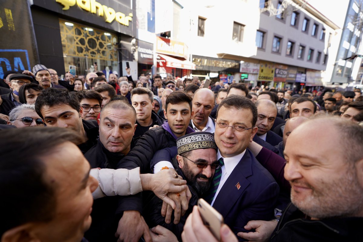 ekrem_imamoglu's tweet photo. Gönül dolusu teşekkürler Kastamonu. 

İBB olarak yurdumuzun her köşesine destek olmaya çalışıyoruz. Daday’daki kapalı pazar açılışı için Kastamonu’daydık. İlgisini ve sevgisini eksik etmeyen bütün yurttaşlarımız çok iyi biliyor ki; 2023’te çok güzel şeyler olacak. https://t.co/O3a03O7FAZ