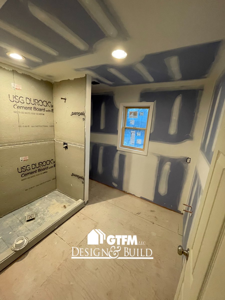 BuildGtfm's tweet photo. We're back! This time it's back to Oakland for a whole lot of spackle, trimming, and new doors on this stunning second story addition.
But you know what door is always open? Ours! Give us a call at (201) 343-7383

#oakland #oaklandnj #addition #trimming #door #gtfmllc #spackle https://t.co/jsKTXesJir
