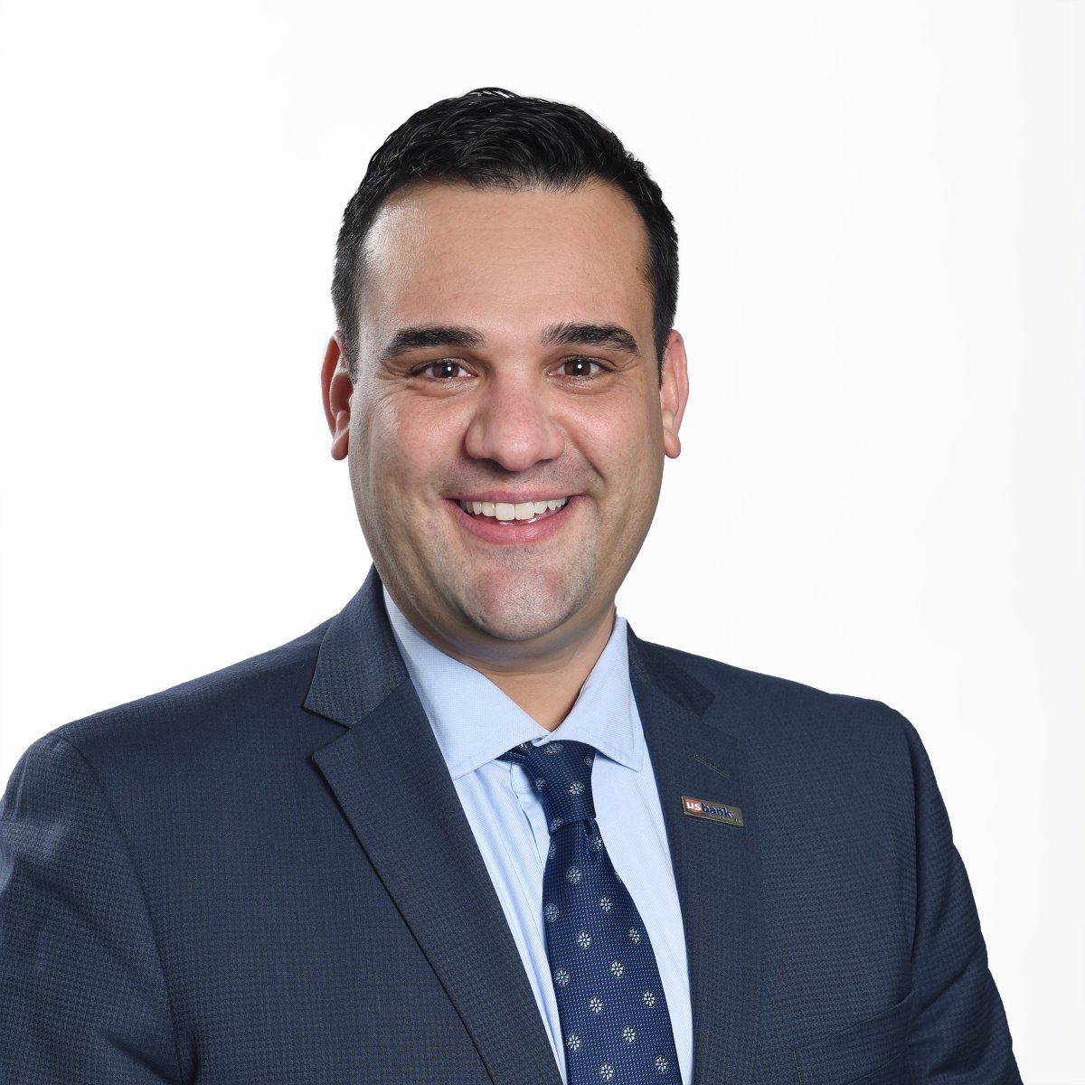 PLSLakerEd's tweet image. Ryan Weber has been on the board of LEF for 3 months. Helping kids is important to Ryan to ensure that they have every opportunity to become anything they want to. Ryan wanted to be on the LEF board to make to better the community. Ryan has two dogs, Gus Gus and Jack.