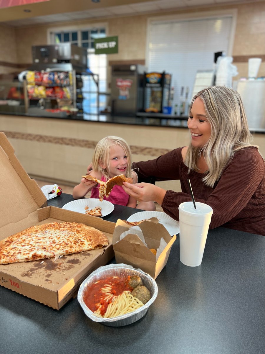 ExploriaResorts's tweet photo. Cheese lovers, today's your day! 🧀 But when you stay at Summer Bay Orlando, you can order a fresh, hot cheese pizza at The Italian Kitchen any day! 
#NationalCheeseLoverDay #VisitOrlando #ExploriaLife

📸 @alex_pistorio https://t.co/CAPPfd3Tks
