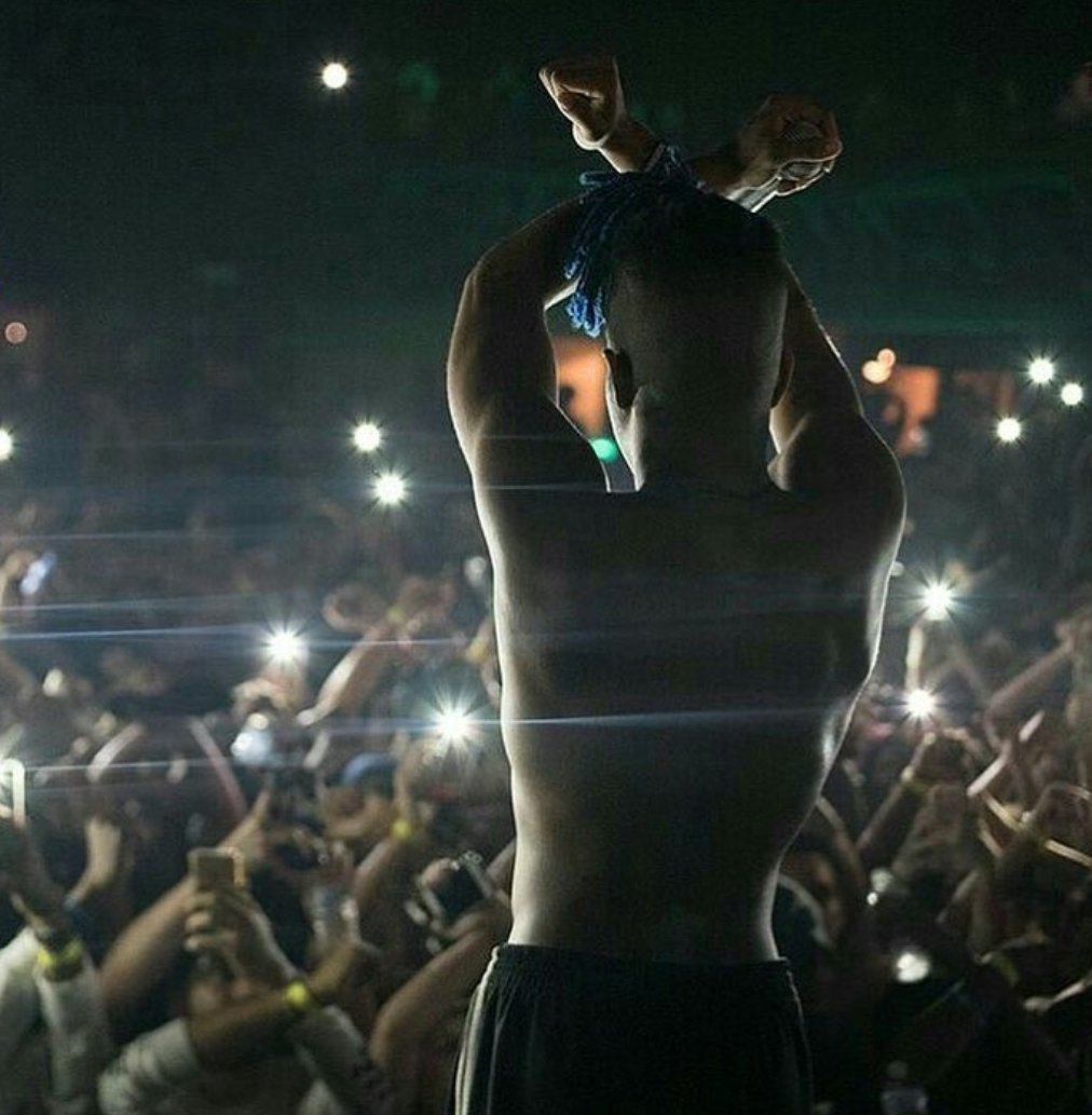 RileyTaugor's tweet photo. Happy Birthday XXXTentacion.

🕊 We miss you.🕊 https://t.co/zNmqsIYQFM