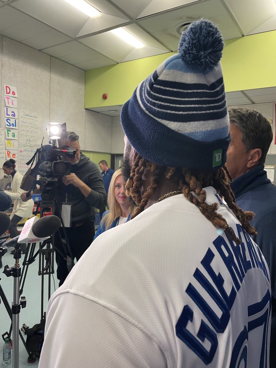 Rob Longley tweet media