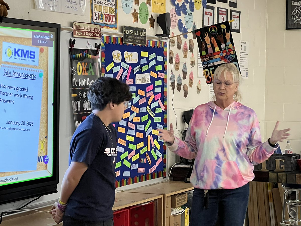 KcSavid's tweet image. Always a pleasure visiting @Karns_Middle but even more exciting when you get to recognize the KCS AVID student of the month. Congrats Josh for being a great leader! Ms. Gilbert spoke so highly of him today❤️