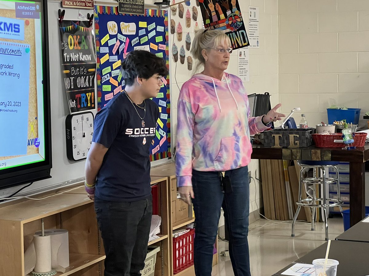 KcSavid's tweet image. Always a pleasure visiting @Karns_Middle but even more exciting when you get to recognize the KCS AVID student of the month. Congrats Josh for being a great leader! Ms. Gilbert spoke so highly of him today❤️