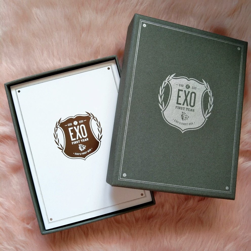 oneble_ph's tweet photo. EXO First Year First Box
🏷️ 299.00
✔️ OFFICIAL
✔️ NEVER BEEN USED
✔️ ONHAND
**actual color may differ due to lightning

https://t.co/aJ4hLILRS2

🇵🇭 PH only
▪️3 days reservation only
#exo #엑소 #firstbox #onhand #wts #lfb https://t.co/2CmU2gC6F1