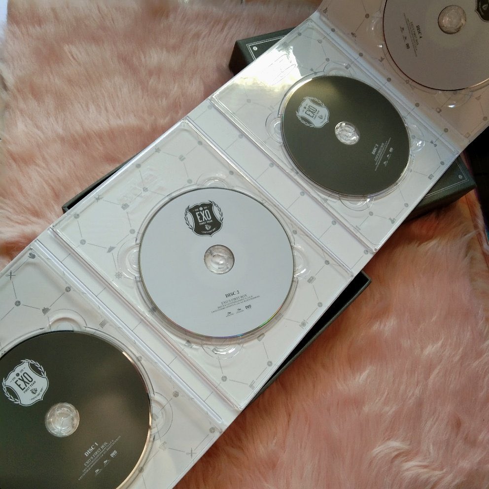 oneble_ph's tweet photo. EXO First Year First Box
🏷️ 299.00
✔️ OFFICIAL
✔️ NEVER BEEN USED
✔️ ONHAND
**actual color may differ due to lightning

https://t.co/aJ4hLILRS2

🇵🇭 PH only
▪️3 days reservation only
#exo #엑소 #firstbox #onhand #wts #lfb https://t.co/2CmU2gC6F1