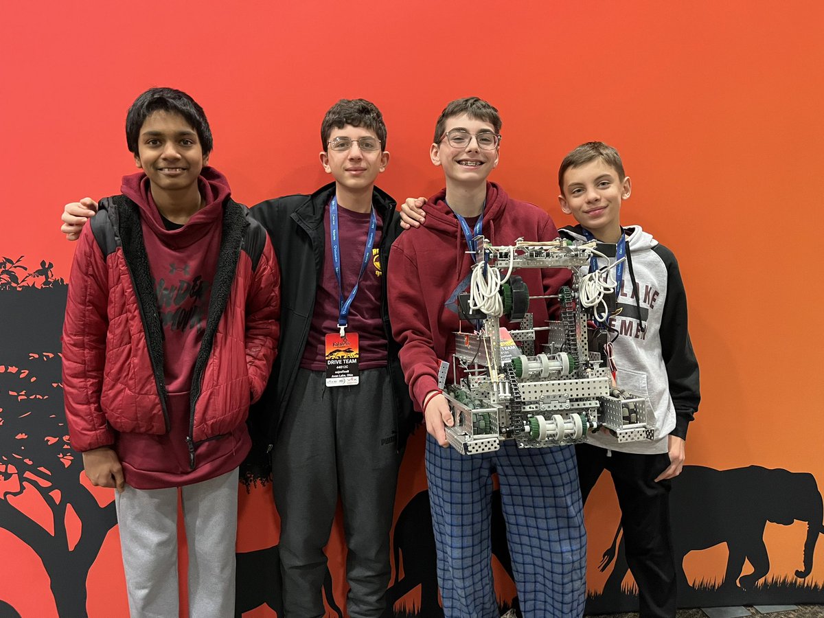 ALHSRobotics's tweet image. Getting ready to compete at Kalahari Classic.