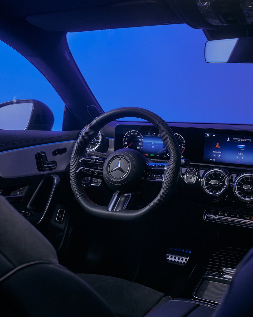 MercedesBenzIre's tweet photo. Recharge your drive. The new @MercedesBenz #CLA plug-in hybrid models. Impressive design paired with state-of-the-art technology for purely electric driving of up to 80 km. #MercedesBenz #Mercedes #ExpressYourDrive https://t.co/OzRl7LGtyX