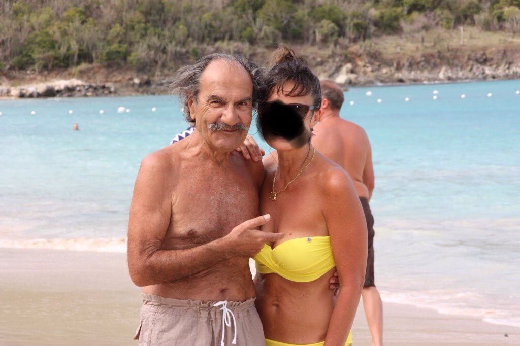jfgino's tweet image. #GerardHernandez toujours charmant même avec la femme des autres 🤣 #StBarth