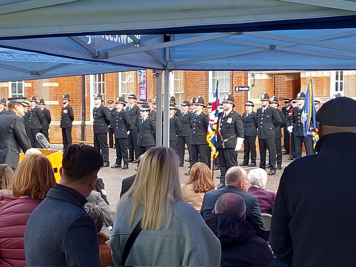 EPWitham's tweet photo. Former Special Constable Mabey at his passing out parade joining @EssexPoliceUK as a full time officer. PC Keyes made a similar move from our volunteer #WithamCSC team & is now supporting Essex in her full time role. Only today PC Mabey's boots were shinier than mine! @EPSpecials https://t.co/xlkTWqsvvr