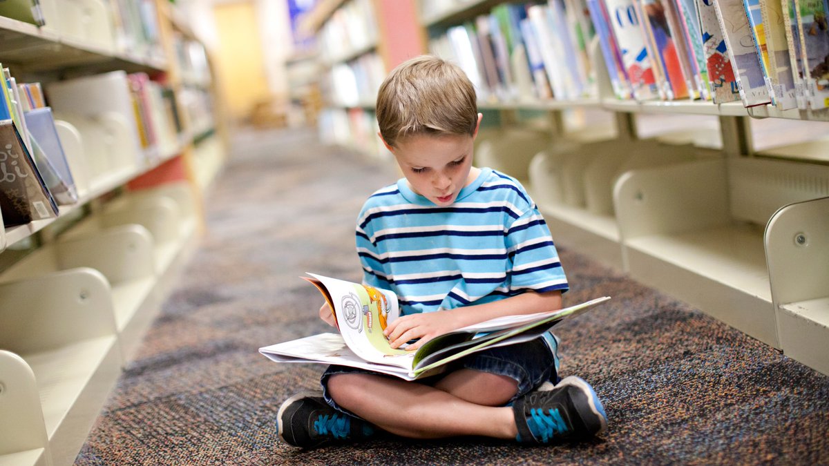 HahaioneES's tweet photo. We have partnered with PaperPie who is hosting a book fair in the Haha’ione Literacy Center this week. Today is the last day and  we will have extended shopping hours after school until 5pm so we hope to see you there! #HahaioneReadathon2023 https://t.co/LR7rAH6dop