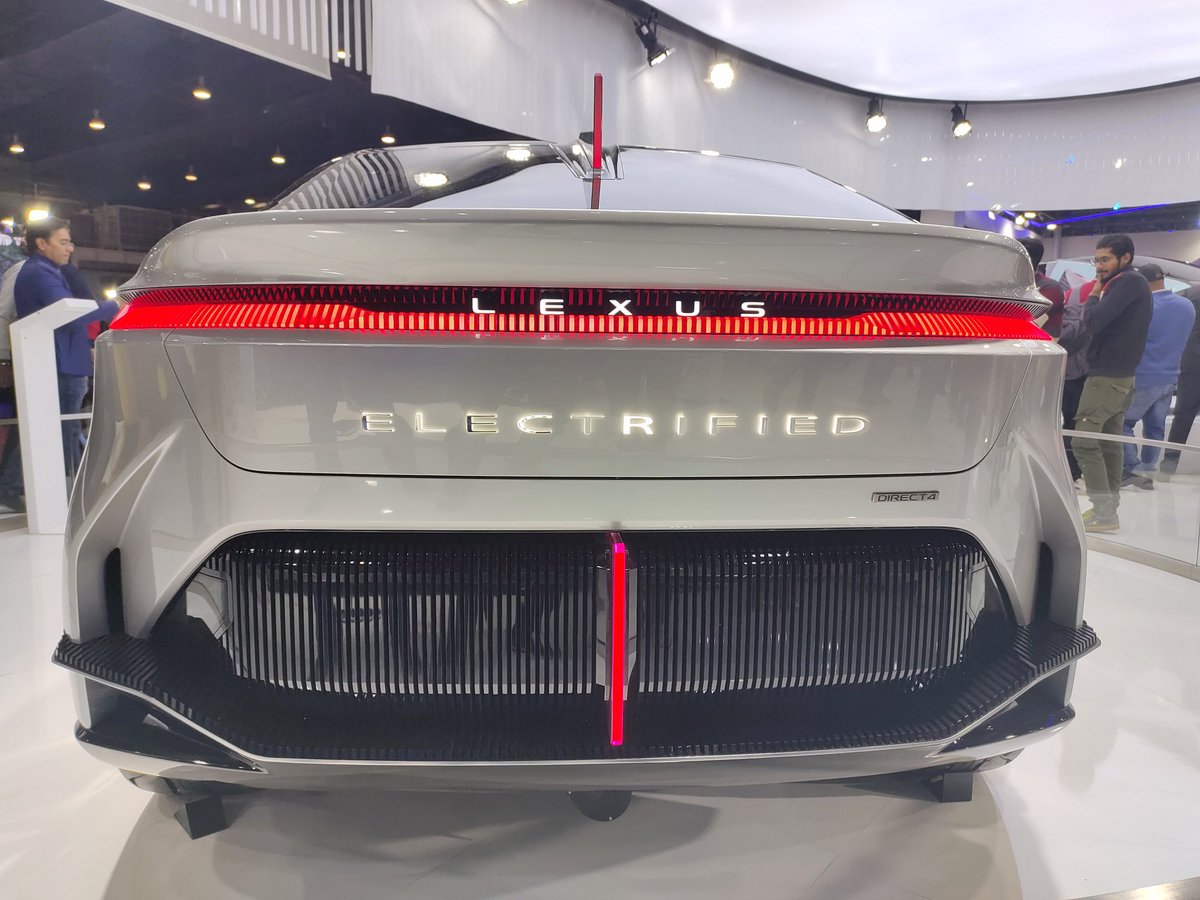 GlassMetal_'s tweet photo. Lexus at #AutoExpo2023 
#ev #lexus concept car https://t.co/h8cK8D04vZ