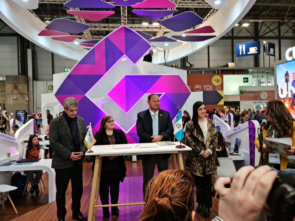 CAFEDECATUR's tweet photo. #Fedecatur, como ente ejecutor del proyecto #REACTUR, firma convenio de Cooperación Internacional con OITS- ISTO AMERICAS , en el marco de #Fitur2023.
#Centroamerica #BIDLab #GuatemalaAsombrosaeimparable #VISITGUATEMALA #visitcostarica https://t.co/RSej8ndzwF