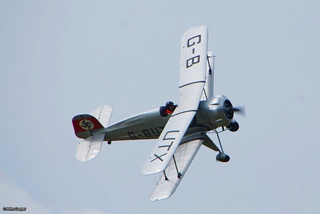 TheSuffolkMan's tweet photo. #Jungmann #Buckmaster #AVGEEKS https://t.co/RKzcGQQ0aS