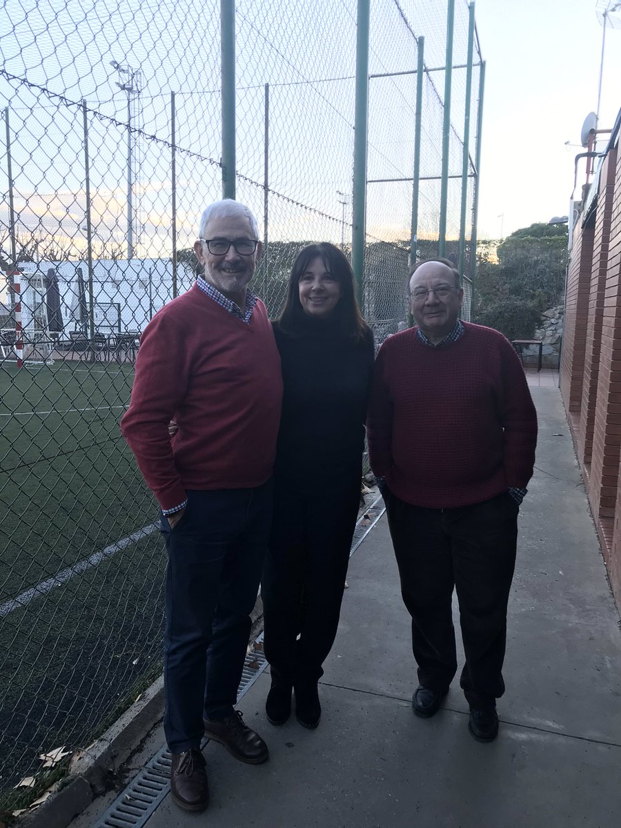 MontseMartinV's tweet photo. Trobada amb el President i vicepresident del @casturianobc Enrique Delgado i Luis Fernandez. Veient el nous projectes per millorar les instal·lacions i el servei als socis i veïns del Centre.Tot el nostre suport i agraïment per la tasca que desenvolupen des de fa molts anys. https://t.co/0fvjYwshm0