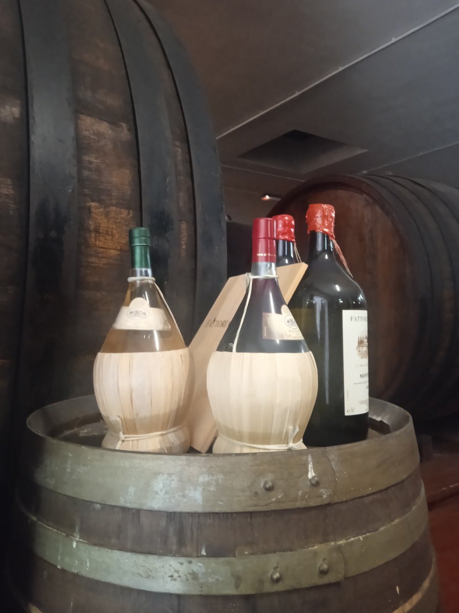 info_monic's tweet photo. #ChiantiWineTours
#Tuscanwinetour
#ChiantiWineTasting https://t.co/0ybCGqAHEB