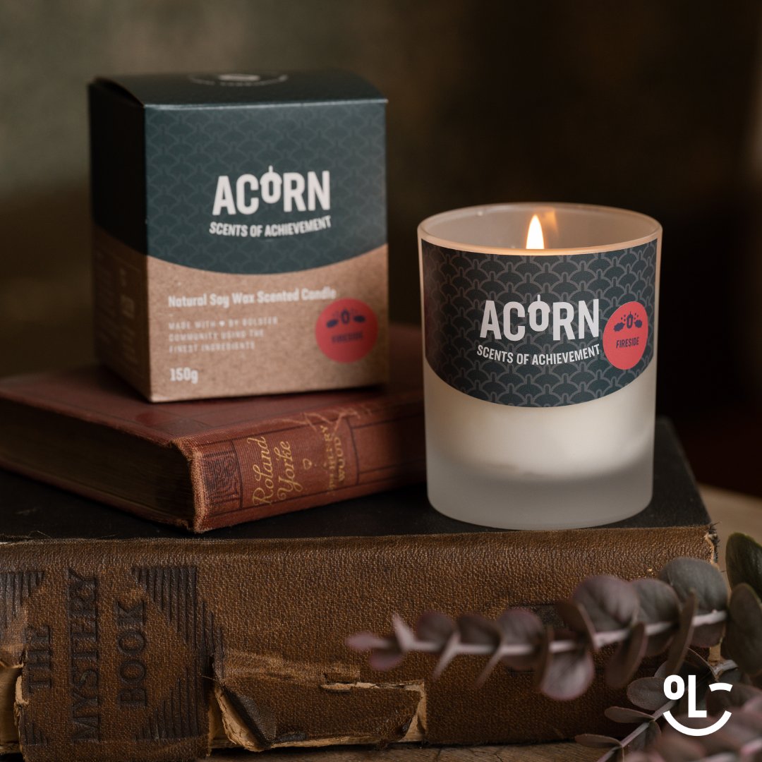 BolsterCom's tweet photo. #SaturdaySpotlight 
Fireside Scented Candle
An intensely rich aroma filled with red cedar, massoia wood, amber and frankincense. 
Bringing the scents of the forest to your home. 🌳  🌳 #ScentsOfAchievement 
Shop > https://t.co/6plqTSBbdN 
.
@socentni @KilleavyCastle @storyboxni https://t.co/kBmpv04EuF