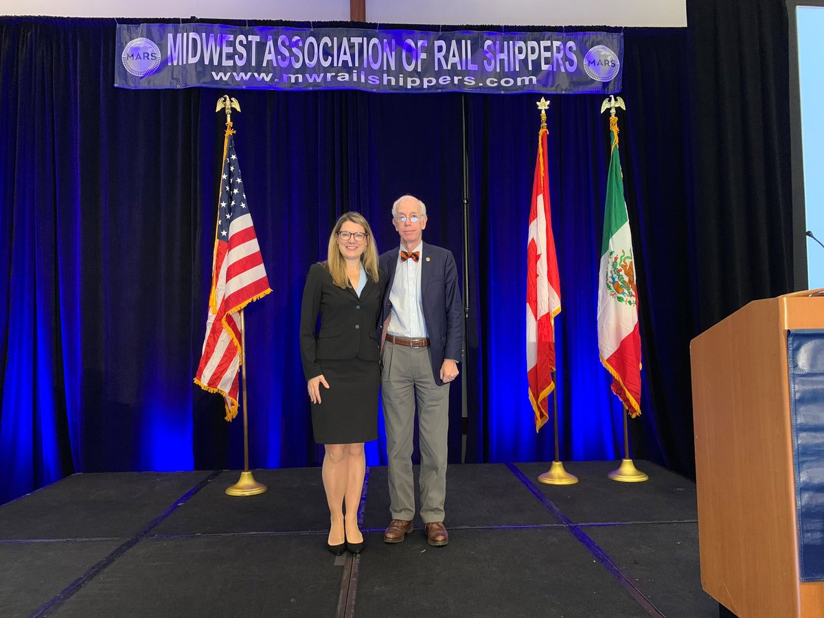 IAISRR's tweet photo. IAIS VP &amp; Chief Commercial Officer, Carrie Evans, completed her term as President of the Midwest Association of Rail Shippers this week. Congratulations to Carrie on a job well done during the past year and also for a very successful and well attended 2023 winter conference! https://t.co/7oToh9UYps