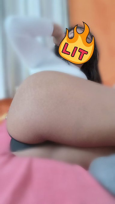 Tengo muchas tangas y conjuntos que ya no uso🤷🏽&zwj;♀️He pensado en vemderlas con mis aromas🤭que dicen? Se