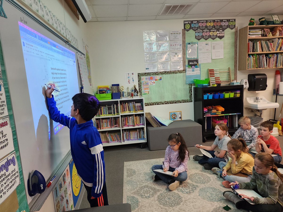 mrsvking8's tweet photo. Student share how to solve word problems they wrote as an extension #king3dse #beDSE #iamDSISD https://t.co/cEcGNnZThj