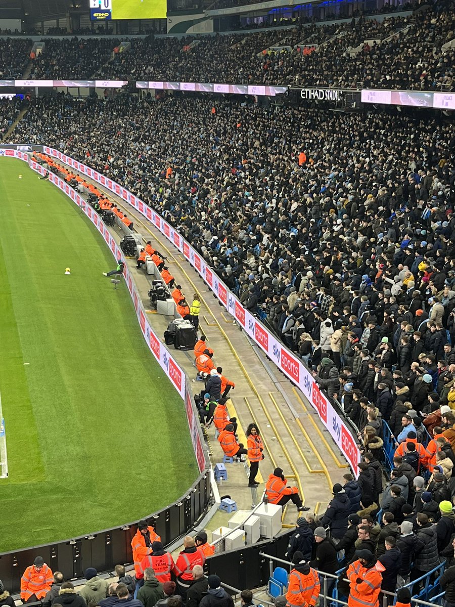 JeffDuggan4's tweet photo. Nice work from city getting rid of a few rows of seats for advertising board their fans wouldn’t want them anyways.. place still looked half empty https://t.co/6mXhUAJajU