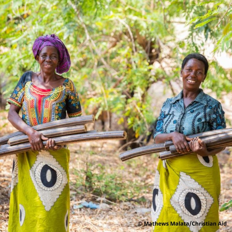EU_Partnerships's tweet photo. Clean energy is at the basis of tomorrow’s economy, and the 🇪🇺 is committed to lead the transition towards climate neutrality in the 🌍 .

In Malawi 🇲🇼 we are supporting local communities to use rice 🍚 to boost their income and to produce cleaner energy.

More ⬇️

#GlobalGateway