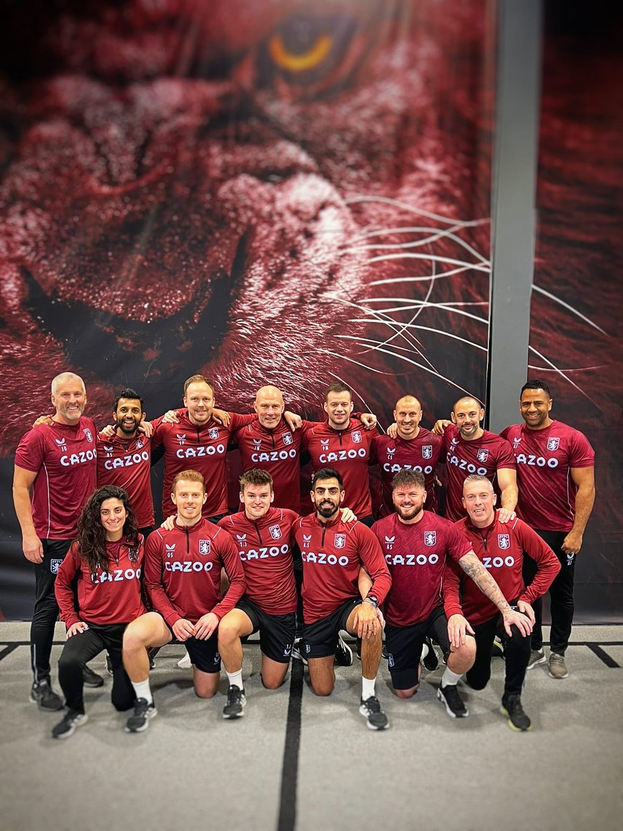 tgjackson99's tweet photo. An unforgettable experience! Getting to learn from and work with such a great group of people was an absolute pleasure. Owe a lot to everyone in these pictures and @marcushannon92 for giving me the opportunity in first place. Onto the next challenge 💪🏻💜 https://t.co/7DFzVEPp4s