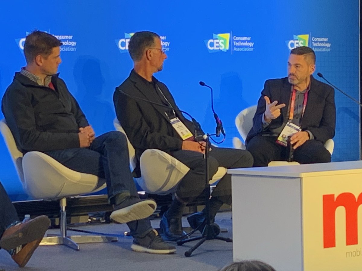 AEyeInc's tweet photo. Missed the Anatomy of Autonomy panel at #Connect2Car #CES2023 ft AEye Founder &amp; CTO @Luis Dussan @aurora_inno @Ford &amp; @ForetellixHQ? Read our blog to learn what they have to say about the current state of #autonomy. Thank you @MobileE_Group for organizing! https://t.co/180nVyTwkd https://t.co/k9akxJTEf6