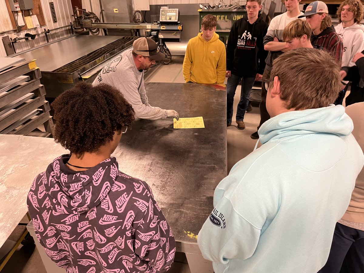 New semester associates tour Plumb Tech and fabrication shop. As always, great demonstrations and thanks to Davor and Brandon!