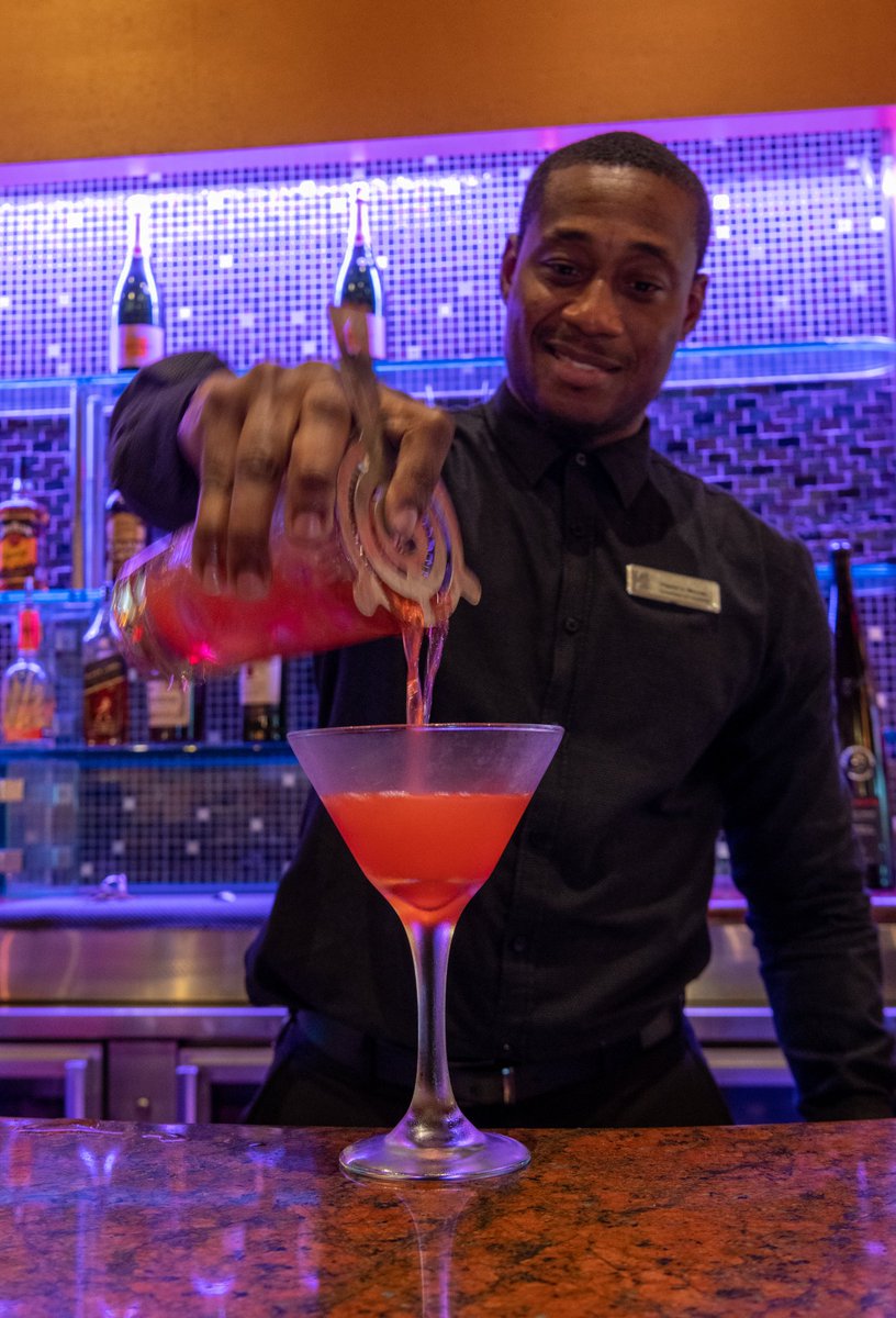 Cocktails, anyone? #K305