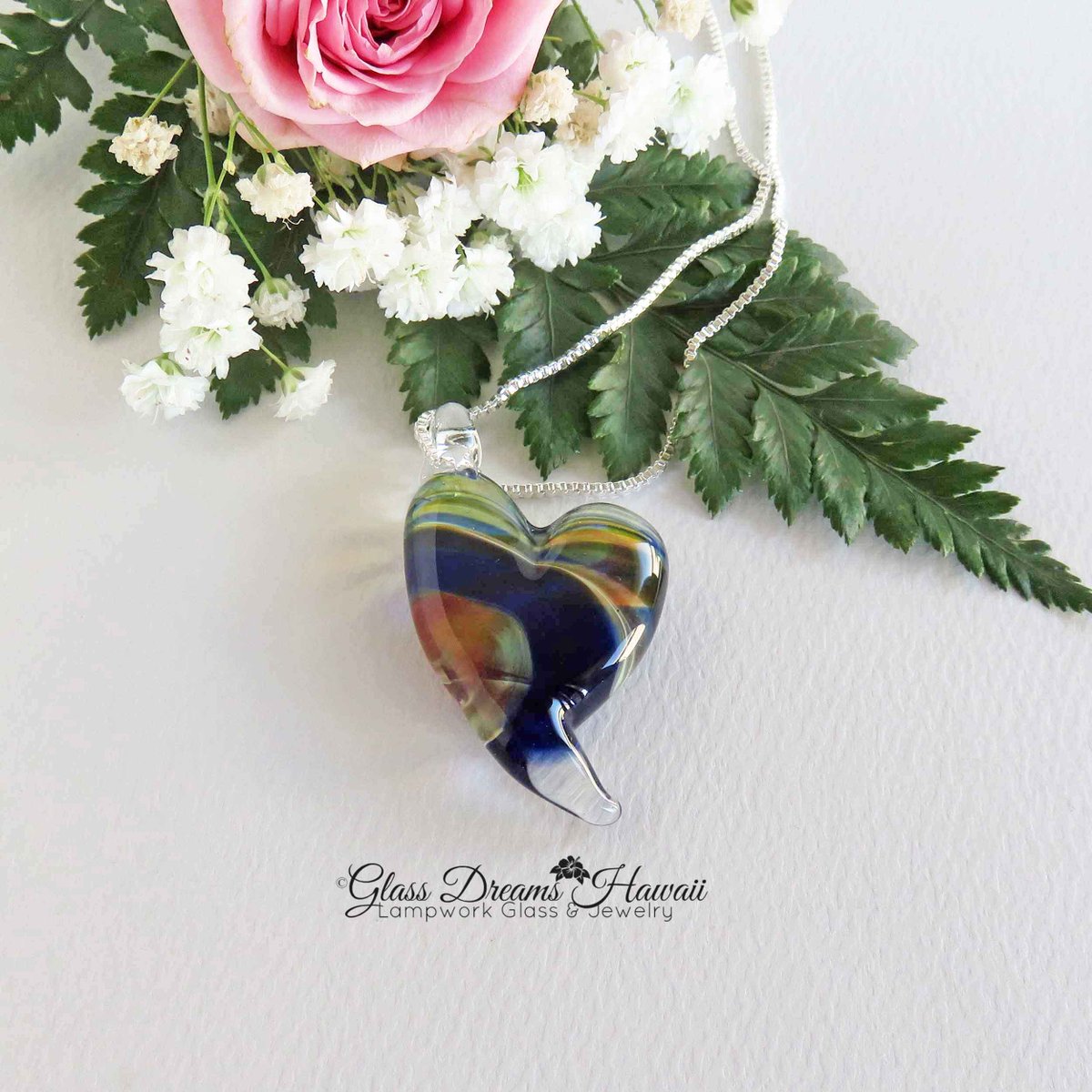 GlassHawaii's tweet image. etsy.com/listing/116344… #freeformheart #handmade #boroglass #foryourvalentine #giftideas
