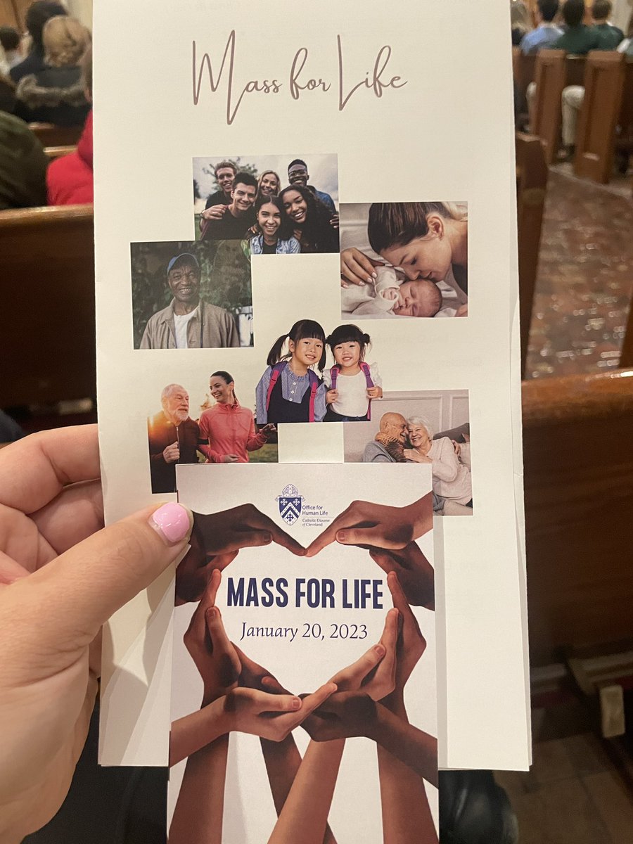 Thanks for a beautiful Mass for Life! Thanks to our students who attended and those committed to supporting a culture of life and supporting those in all walks of life including the unborn, the elderly, the poor, victims of racism, victims of human trafficking, and more. 💛👣🦁✝️