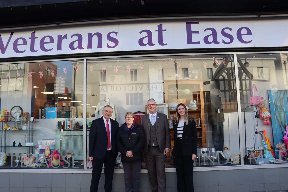 BetterSocCap's tweet photo. Thank you to MP for Tynemouth @alancampbellmp for joining us at the wonderful @VeteransatEase charity shop in Whitley Bay today!

#DormantAssets have helped the #socent support former soldiers and families to find peace and improve their #mentalhealth. https://t.co/6SkkKlvOaB