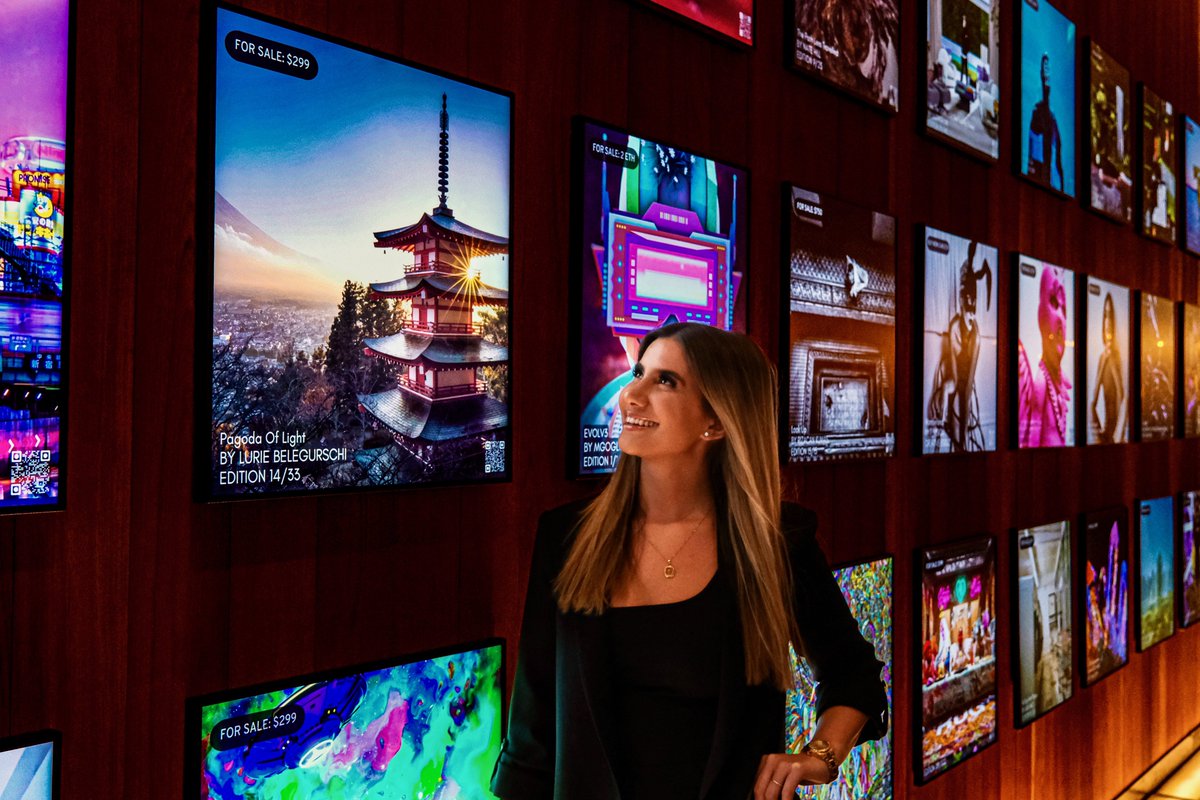 Allow me to reintroduce myself 👋 
My name is Vasia Makris &amp; I

- Work full time in Web3 as 
Co Founder + COO <a href="/crypt_gallery/">The Crypt Gallery</a> 
- Ex Educator, passionate about onboarding + advising
- Supporting artists
- Advocating for IRL in Web3 
- Here to disrupt society ✌️