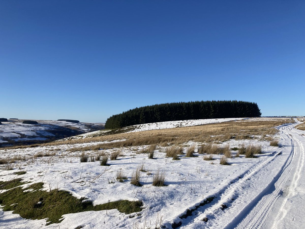 EpyntWayA's tweet photo. #epyntway in the snow. #WalesByTrails https://t.co/l2v6tuoG7X
