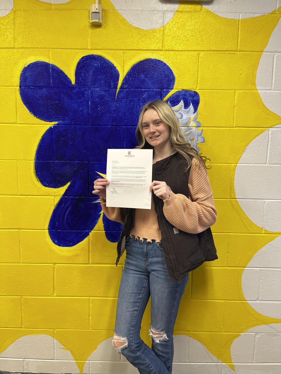 wahs_avid's tweet photo. Congratulations to @wahs_avid senior Kinsley C on her acceptance to Bridgewater College @BridgewaterNews! We areso proud of you! #wahsavidsenior @wahs_crozet @mrwalshwmms @mrs_innes @rittenhous1 @AVID4College @AVIDEasternDiv https://t.co/2qu4GChCGT