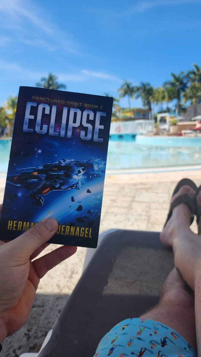 When you get a photo from a reader, and you realize your book is having a nicer day than you are. 
.
.
.

#authorlife #booktwitter #ARCReader #reader #scifi #spaceships #space #spaceopera #sff #books #bestlife
