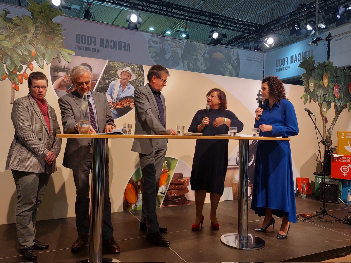 SarahDavid1's tweet photo. ▶️Great #bmz panel discussion today at #IGW23 about #AlternativeDevelopment🌱 - #coffee instead of #opium in #Laos w/ @BaerbelKofler, @BdB_SD_Blienert and @UNODC! #feministdevelopmentpolicy #conservation #ichwillfair https://t.co/3gQFea60Ns