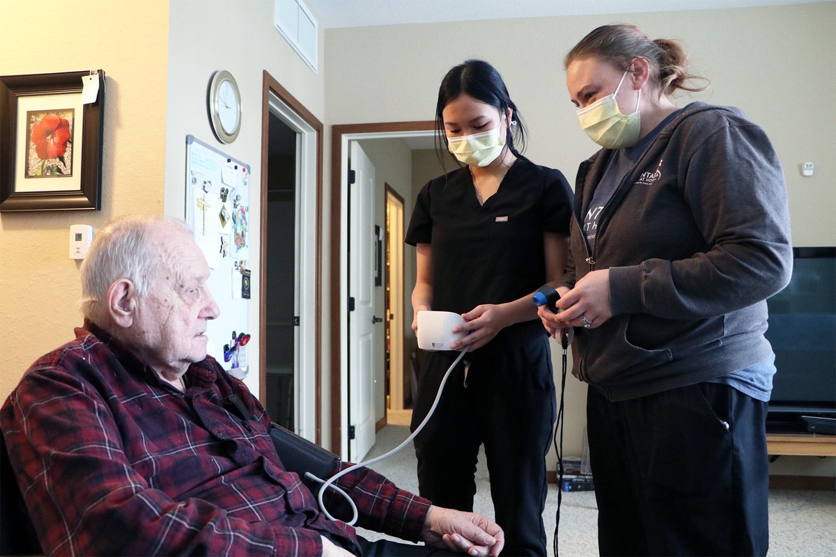 LakevilleAreaPS's tweet image. A new Certified Nursing Assistant (CNA) course through @_LinK12 is giving high school students early experience in the healthcare field and even paving the way for them to become a CNA.
Read more about their hands-on experience: bit.ly/194News_CNA-cl…