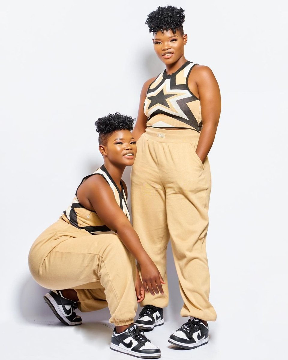 njingampanza's tweet photo. #GagasiFM #TheFridaySocial
20 Jan 2023
Ladies 1st Selection:
@Kamo_mphelaxx - #Ghosti
@iamcardib - #HotIsh
@missenhleM x @skyewandasa - #Ngithande
@DJTira x @qwabe_twins_ - #Ngiyathembisa
@gagasifm https://t.co/hQ1XjGQgy8