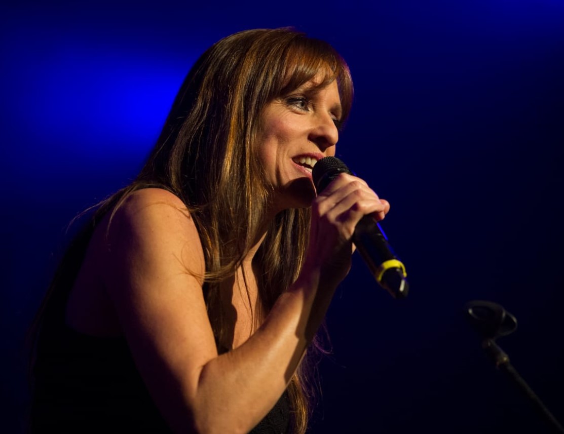 Pour la «Liste d'écoute» de la semaine, <a href="/meli/">melinda</a>.pelletier et @sharlaplante analysent les nouveautés de <a href="/LyndaLemay/">Lynda Lemay</a>, <a href="/AtsukoMusic/">Atsuko Chiba</a>, Jalouse, Lafleur et Marcie ainsi que Mac de Marco! 🎼 

📲: qubmusique.app.link/a1CiitWiKwb

<a href="/JdeMontreal/">Le Journal de Montréal</a> <a href="/JdeQuebec/">Le Journal de Québec</a> #musiquedici #culturedici  #QUBmusique