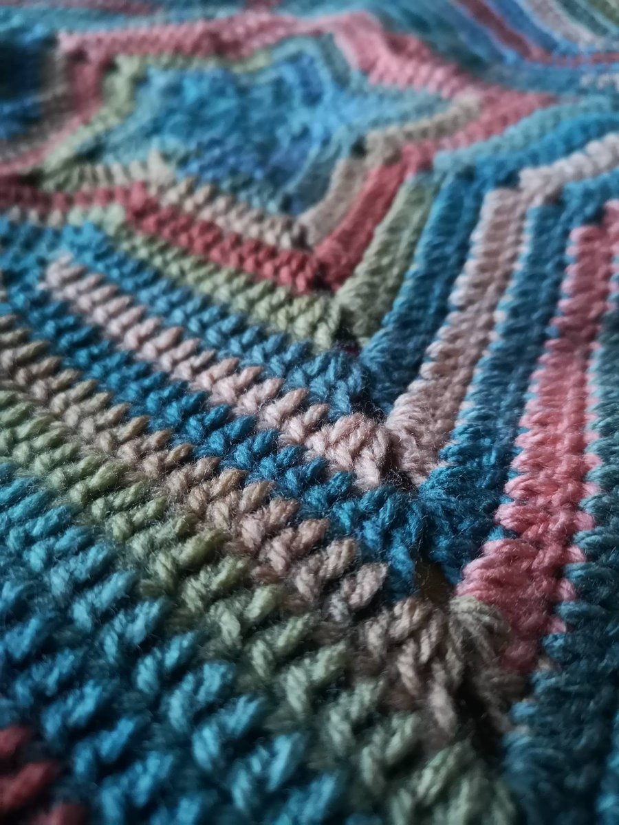 FredsHaberdash1's tweet image. Despite having a zillion other projects on the go I couldn't resist trying out the new Cygnet Colour Rush DK. So far I've work up 1 ball of Breeze in this easy peasy star crochet blanket. What do you think? #cygnet #colourrush #weekendcrochet #greenbobbin #crochetersofinstagram